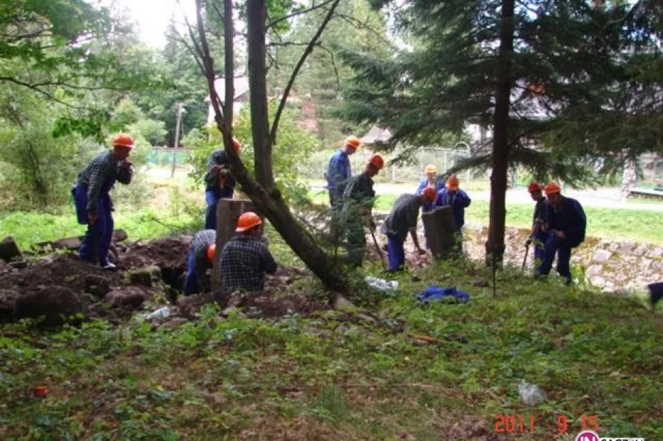 Więźniowie pracowali społecznie w Tatrach - zdjęcie 2