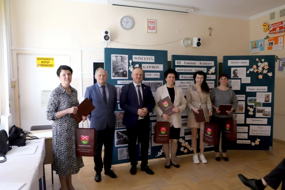 Podsumowanie III Gminnego Konkursu poświęconego pamięci Wincentego Gawrona - zdjęcie 19
