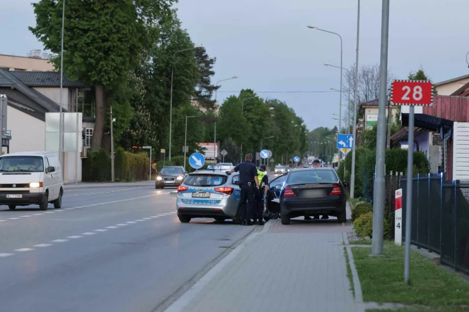 Pościg "ścieżką zdrowia" za pijanym kierowcą - zdjęcie 5