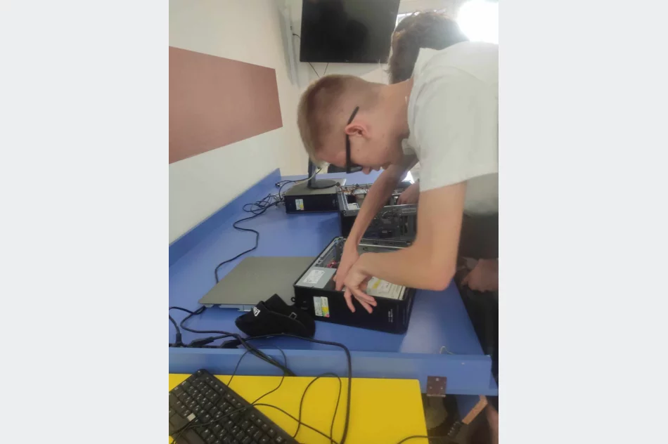 Uczniowie Mechanika w Grecji (ZDJĘCIA) - zdjęcie 2