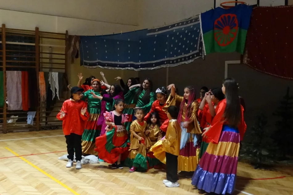 Międzynarodowy Dzień Romów szkole (ZDJĘCIA) - zdjęcie 14