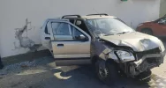 Senior z Limanowszczyzny staranował 5 aut i uderzył w sklep - zdjęcie 3