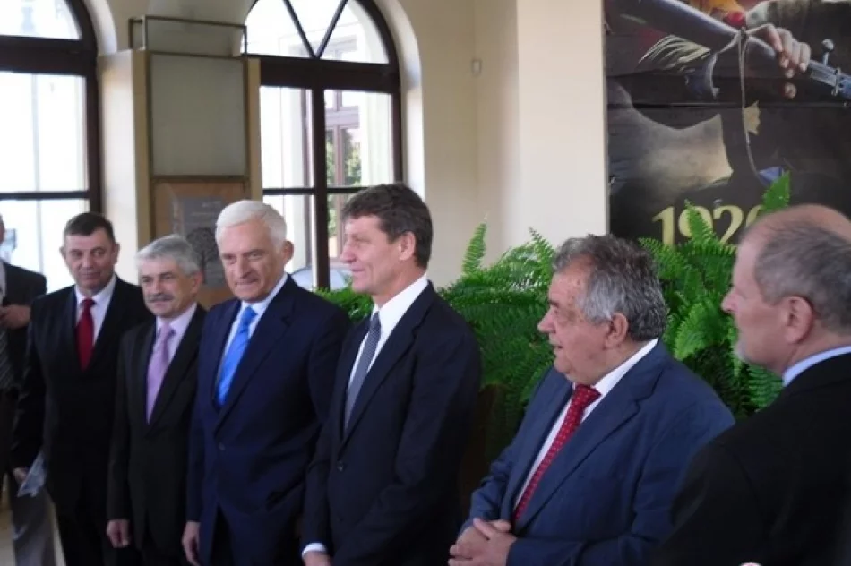 Jerzy Buzek: 'Trzeba połączyć Nowy Sącz ze światem' - zdjęcie 2