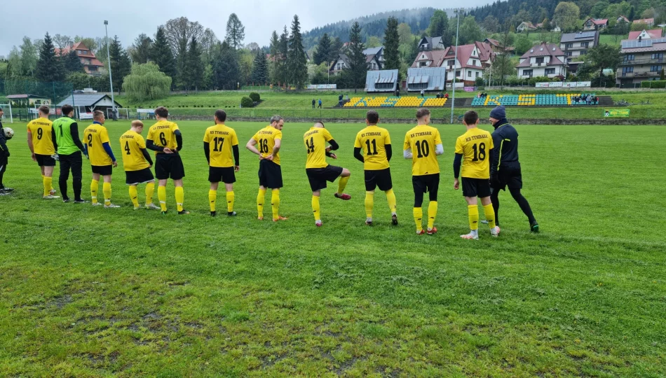 Harnaś po raz pierwszy bez zwycięstwa. Mecz na szczycie na remis - zdjęcie 1