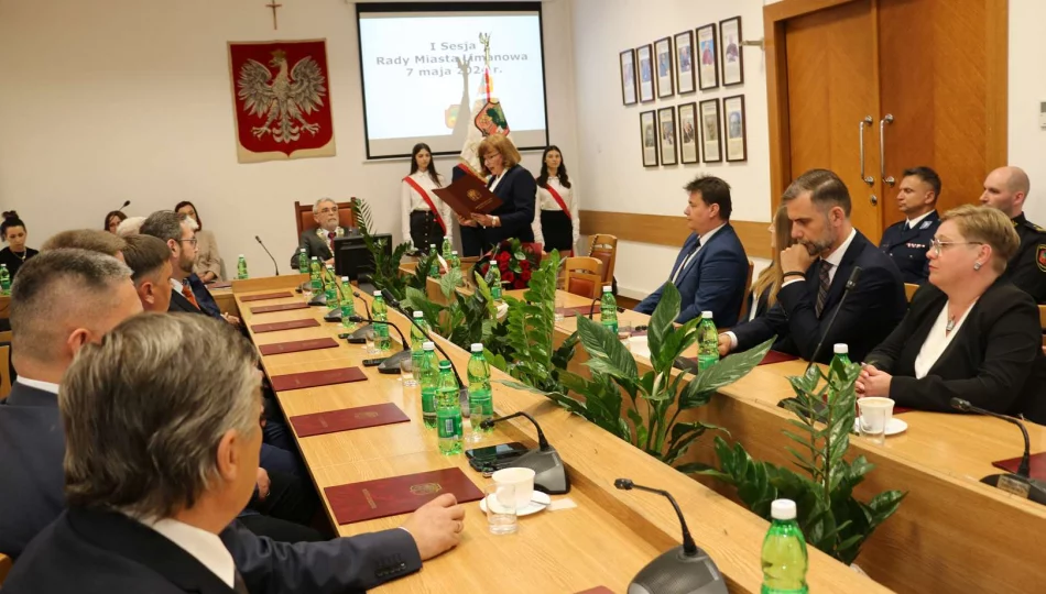 I uroczysta sesja Rady Miasta Limanowa, ślubowanie Burmistrz Miasta Jolanty Juszkiewicz oraz radnych - zdjęcie 1