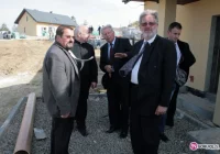 Budowa domów w Siedliskach dobiega końca - zdjęcie główne