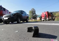 Zderzenie Toyoty i Volvo - jedna osoba w szpitalu - zdjęcie główne