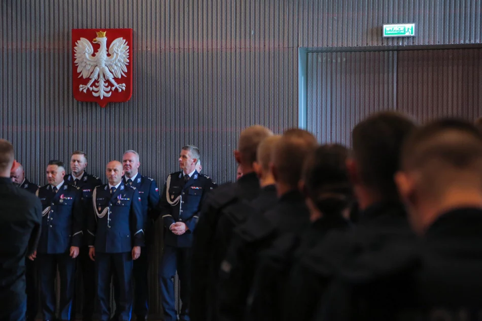 Dwaj nowi policjanci rozpoczną służbę w komendzie - zdjęcie 5