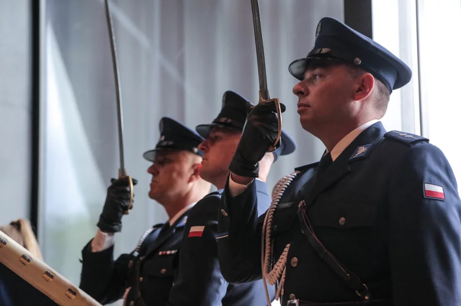 Dwaj nowi policjanci rozpoczną służbę w komendzie - zdjęcie 7
