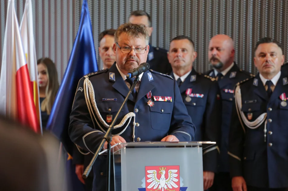 Dwaj nowi policjanci rozpoczną służbę w komendzie - zdjęcie 19