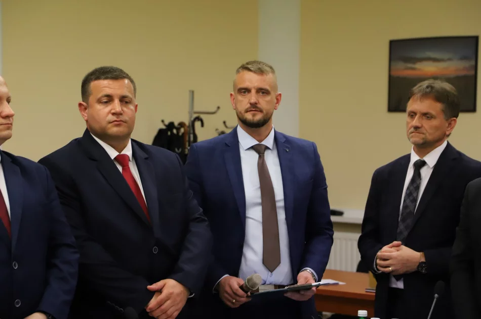 ​Nowa kadencja samorządu gminy Limanowa oficjalnie rozpoczęta - zdjęcie 11