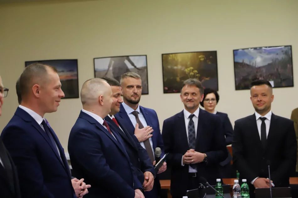 ​Nowa kadencja samorządu gminy Limanowa oficjalnie rozpoczęta - zdjęcie 12