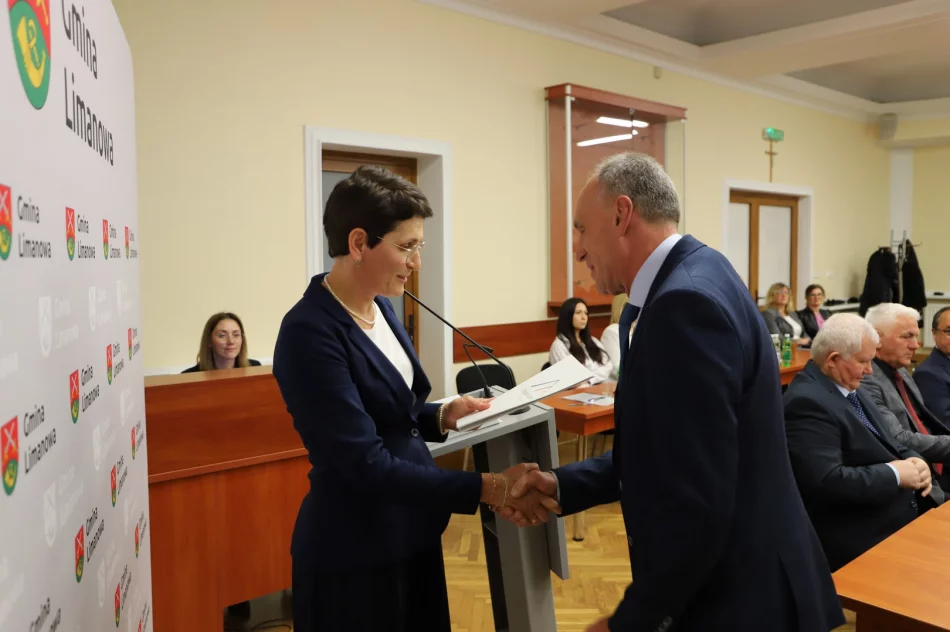 ​Nowa kadencja samorządu gminy Limanowa oficjalnie rozpoczęta - zdjęcie 20