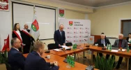 I sesja Rady gminy Limanowa IX kadencji - Zaprzysiężenie radnych i wójta gminy Limanowa - zdjęcie 4