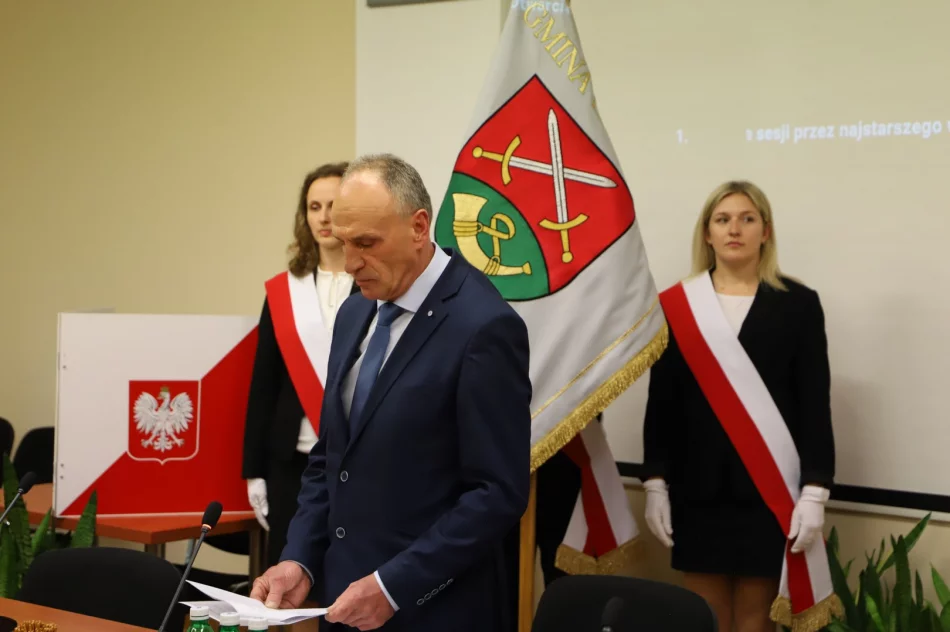 I sesja Rady gminy Limanowa IX kadencji - Zaprzysiężenie radnych i wójta gminy Limanowa - zdjęcie 7