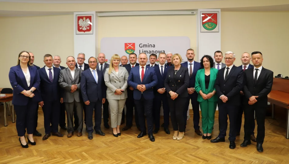 I sesja Rady gminy Limanowa IX kadencji - Zaprzysiężenie radnych i wójta gminy Limanowa - zdjęcie 1