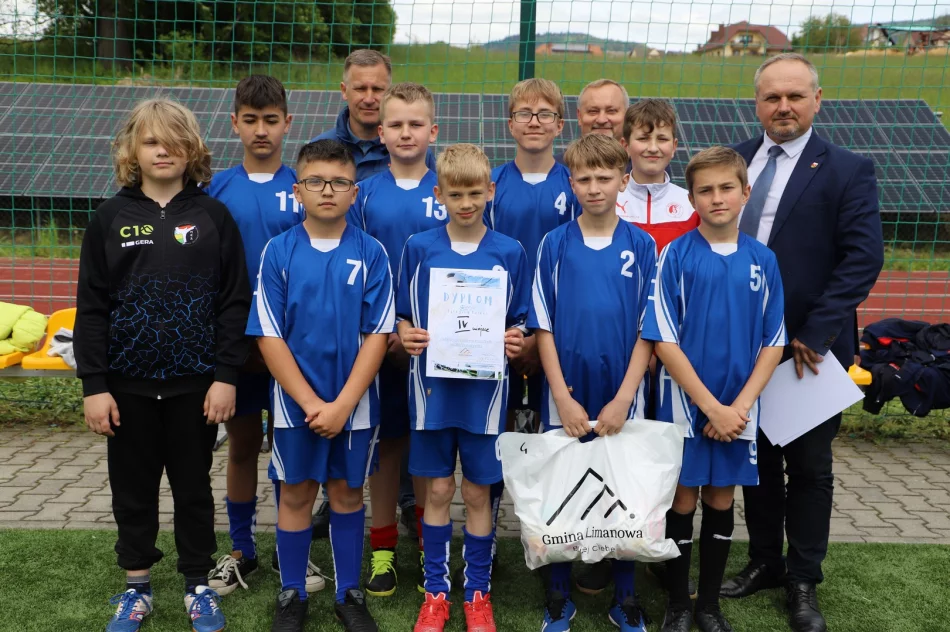 Chłopcy z Rupniowa swoim zwycięstwem zamykają sezon zawodów sportowych ! - zdjęcie 16