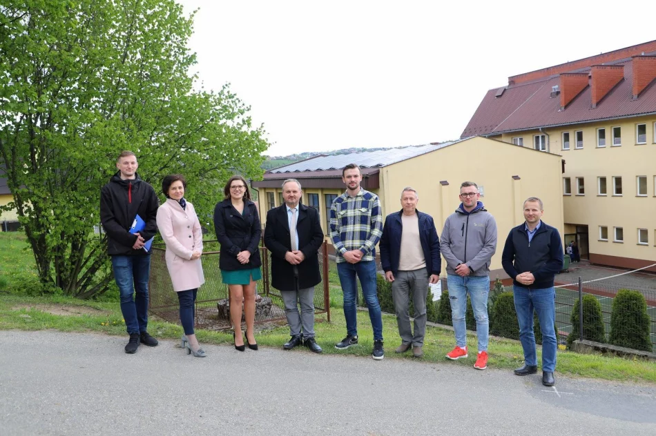 Instalacja odnawialnych źródeł energii na bazach oświatowych - zdjęcie 2
