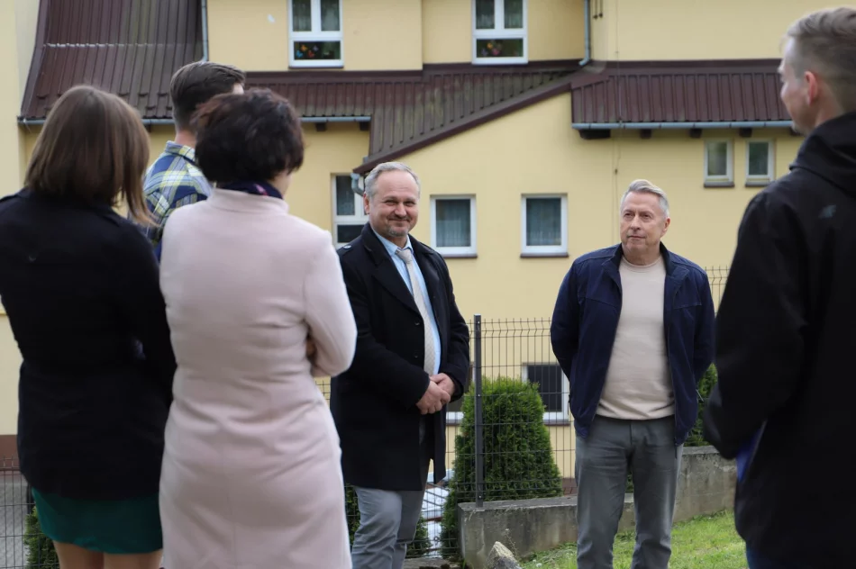 Instalacja odnawialnych źródeł energii na bazach oświatowych - zdjęcie 7
