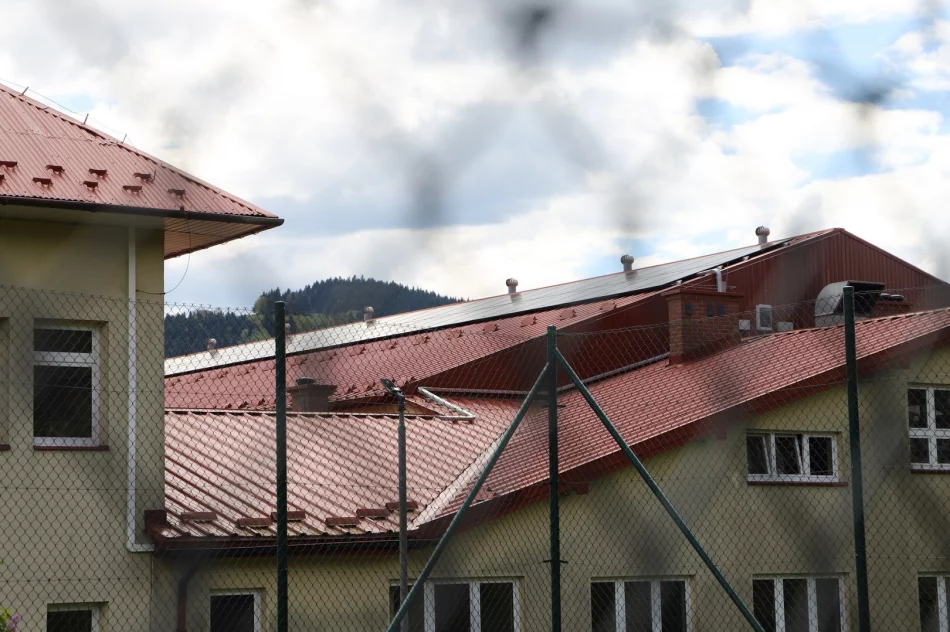 Instalacja odnawialnych źródeł energii na bazach oświatowych - zdjęcie 17