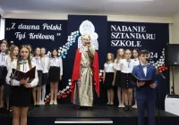 Uroczystość nadania sztandaru i święto patronki szkoły - zdjęcie główne