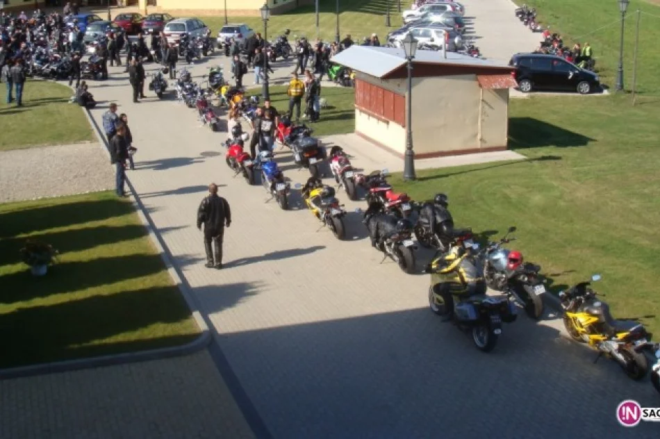 Zakończyli sezon wspominając tych, którzy zginęli - zdjęcie 4