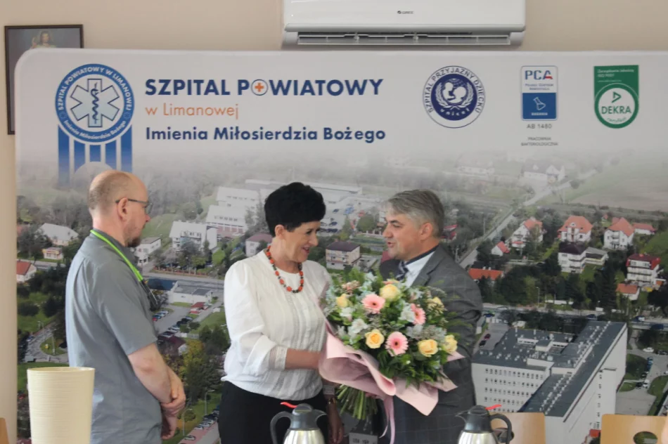 W szpitalu obchodzono dzień pielęgniarek i położnych - zdjęcie 3
