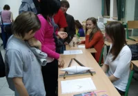 Mali i duzi naukowcy opanowali PWSZ nocą - zdjęcie główne