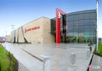 780 mkw galerii na jednego mieszkańca - zdjęcie główne