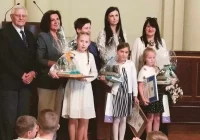Oliwia Szewczyk zdobywczynią tytułu Bakałarza w Ogólnopolskim Konkursie Kaligraficznym BAKAŁARZ - zdjęcie główne