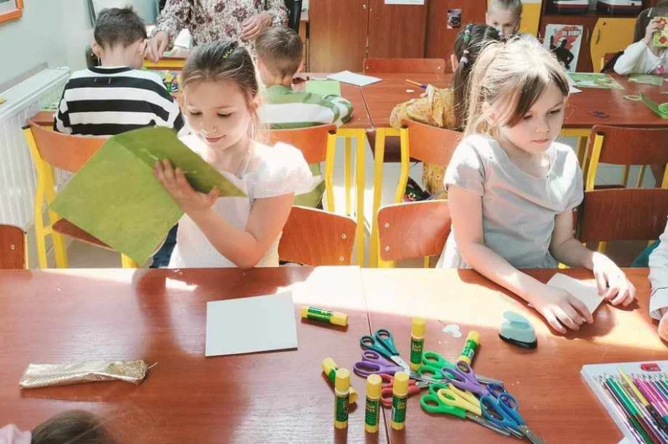 Oliwia Szewczyk zdobywczynią tytułu Bakałarza w Ogólnopolskim Konkursie Kaligraficznym BAKAŁARZ - zdjęcie 10