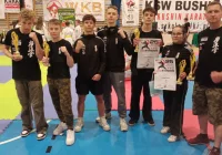 5 medali dla zawodników Limanowskiego Klubu Kyokushin Karate na XXV Turnieju Karate Kyokushin o Puchar Burmistrza Józefowa - zdjęcie główne