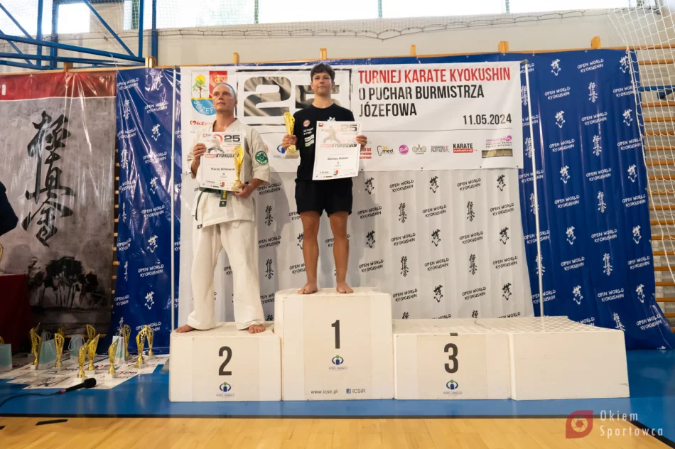 5 medali dla zawodników Limanowskiego Klubu Kyokushin Karate na XXV Turnieju Karate Kyokushin o Puchar Burmistrza Józefowa - zdjęcie 7