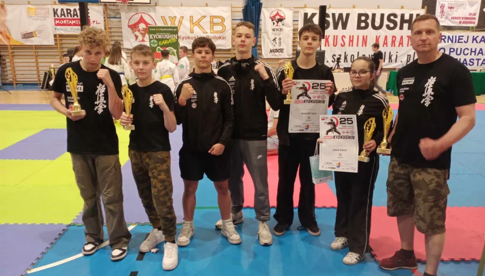 Pięć medali w międzynarodowym turnieju karate - zdjęcie 1