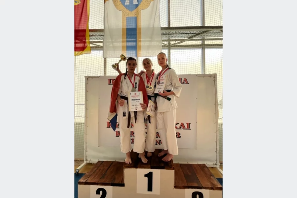 12 medali wywalczonych w Czarnogórze przez karateka ARS Limanowa – JONIEC Team - zdjęcie 9