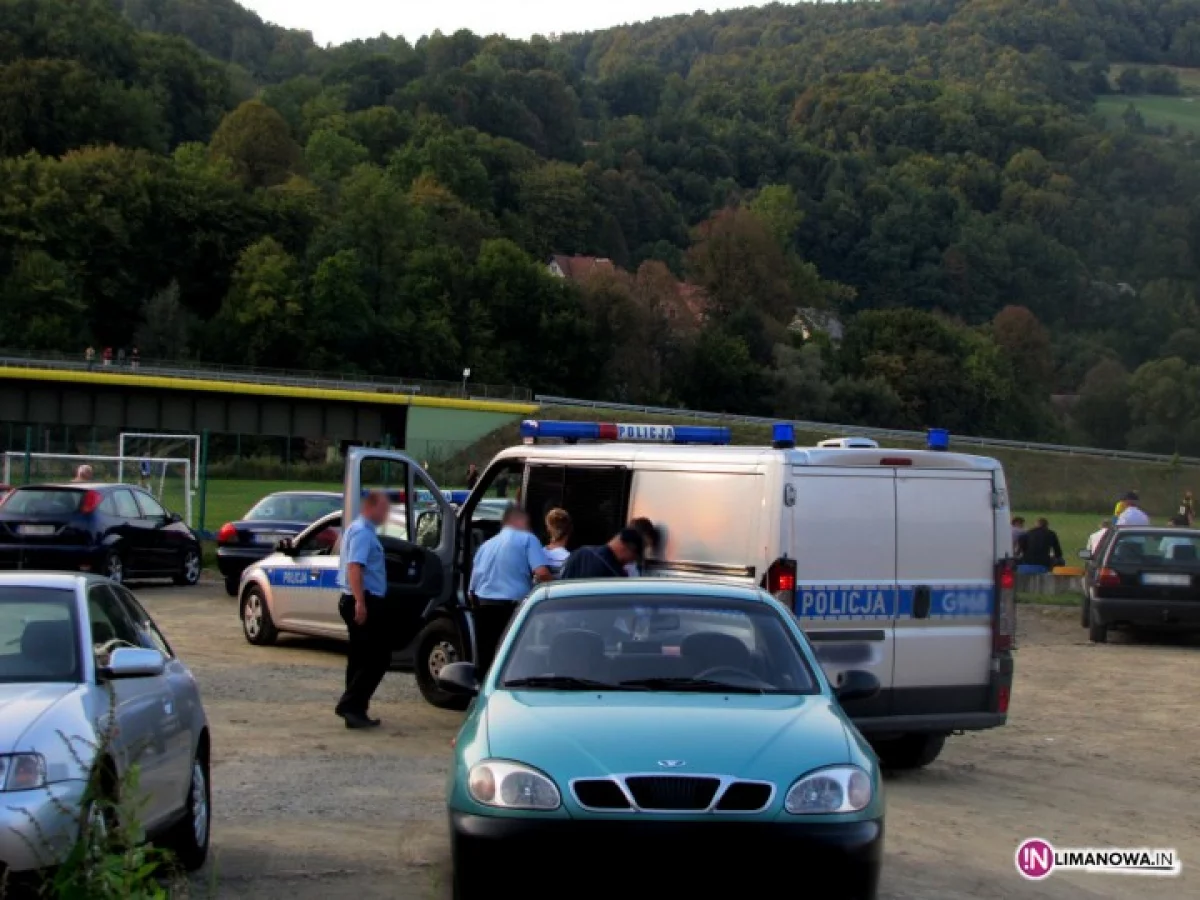 Policja interweniowała w czasie meczu