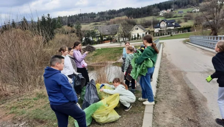 Wraz z nadejściem wiosny posprzątali gminę. Zebrano ponad 6 ton śmieci! - zdjęcie 1