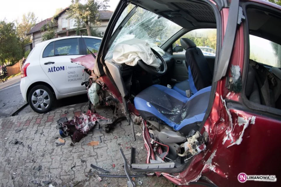 Zderzenie trzech samochodów-sprawca pijany - zdjęcie 3