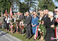 Zmarłym pamięć, żywym pojednanie - zdjęcie główne