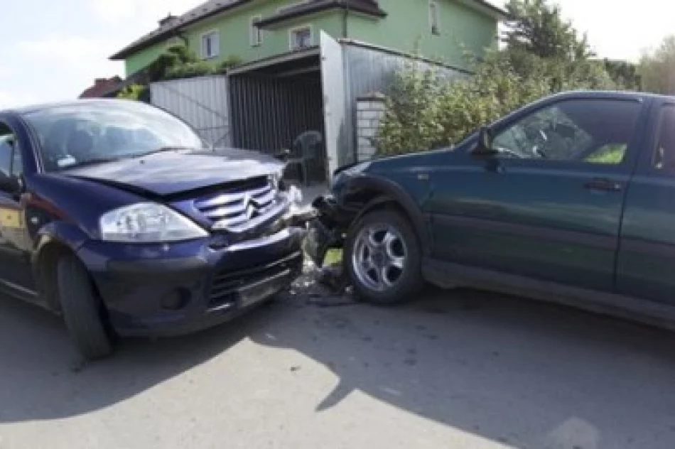 Zderzenie na wąskiej drodze - zdjęcie 2