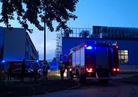 Pożar hali produkcyjnej - poszkodowany pracownik - zdjęcie główne