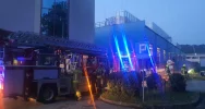 Pożar hali produkcyjnej - poszkodowany pracownik - zdjęcie 2