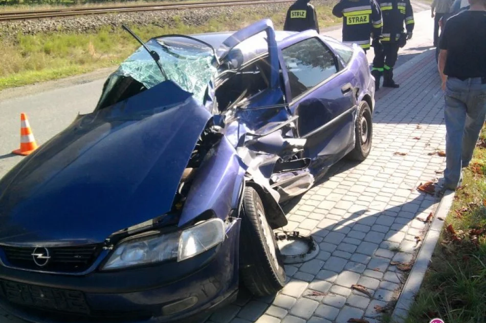 Ciężarówka zderzyła się z Oplem Vectrą - zdjęcie 2