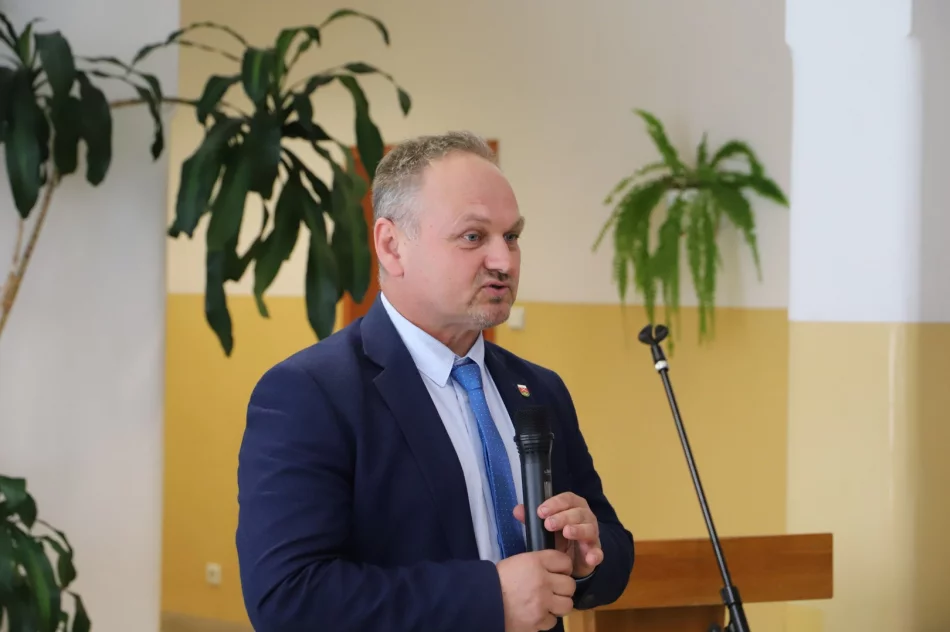 XII Gminny Konkurs o Janie Pawle II „Szukałem Was – idziemy za Tobą" - zdjęcie 12