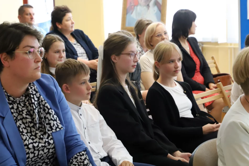 XII Gminny Konkurs o Janie Pawle II „Szukałem Was – idziemy za Tobą" - zdjęcie 19