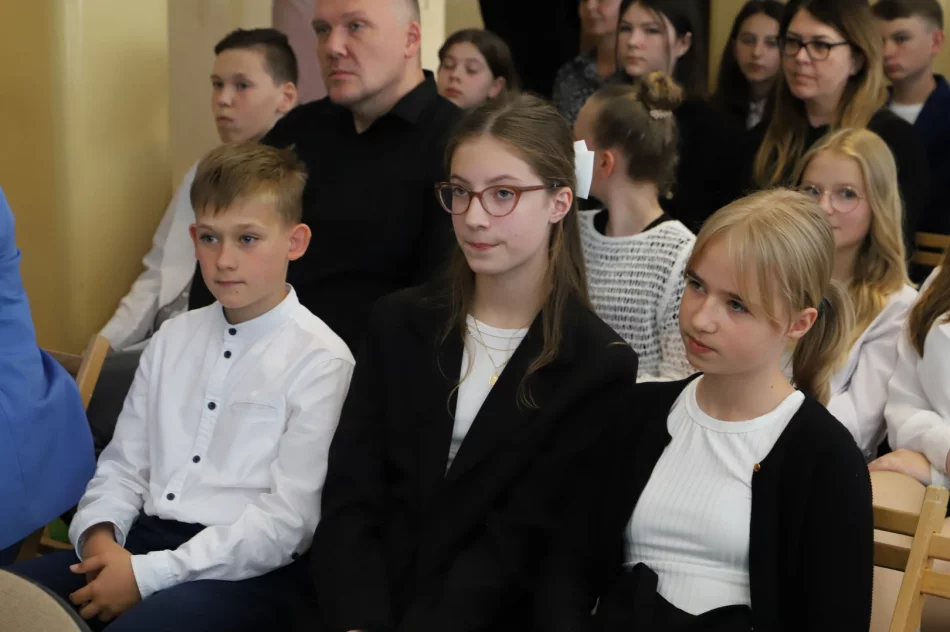 XII Gminny Konkurs o Janie Pawle II „Szukałem Was – idziemy za Tobą" - zdjęcie 20