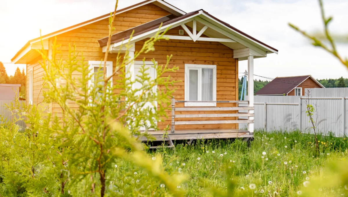 Drewniane domki letniskowe – idealne na rekreację dla rodziny i inwestycję!