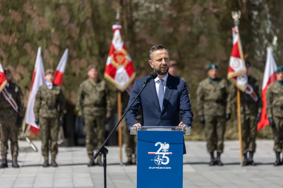  Święto 11 MBOT z udziałem Wicepremiera i Ministra Obrony Narodowej - zdjęcie 18