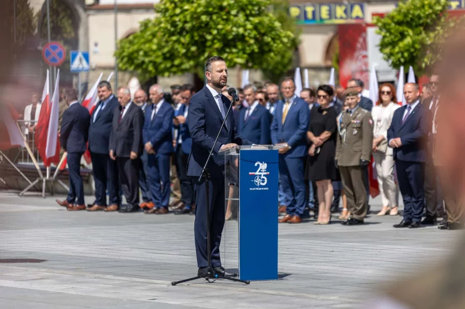  Święto 11 MBOT z udziałem Wicepremiera i Ministra Obrony Narodowej - zdjęcie 19