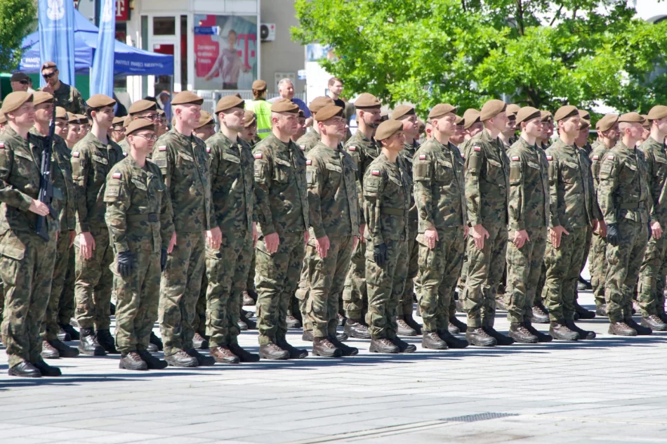 Wielkie wojskowe święto w Limanowej. Wśród gości wicepremier (WIDEO) - zdjęcie 4